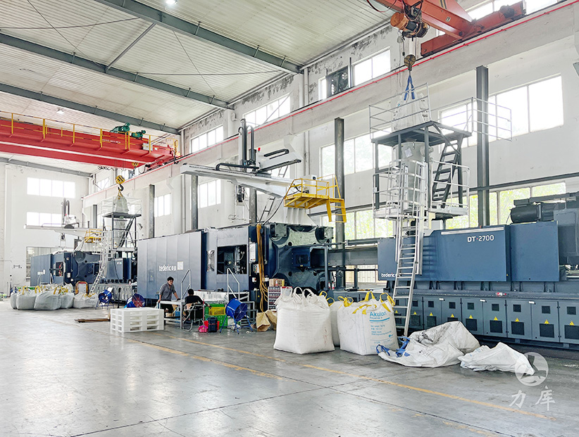 注塑托盤(pán)第二車間