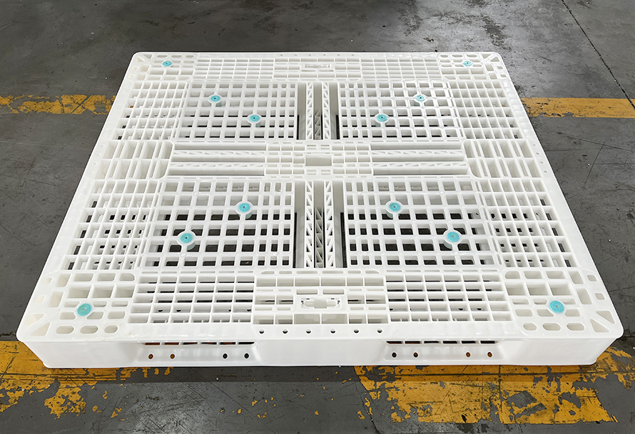 食品飲料醫(yī)藥化工塑料托盤怎么選？